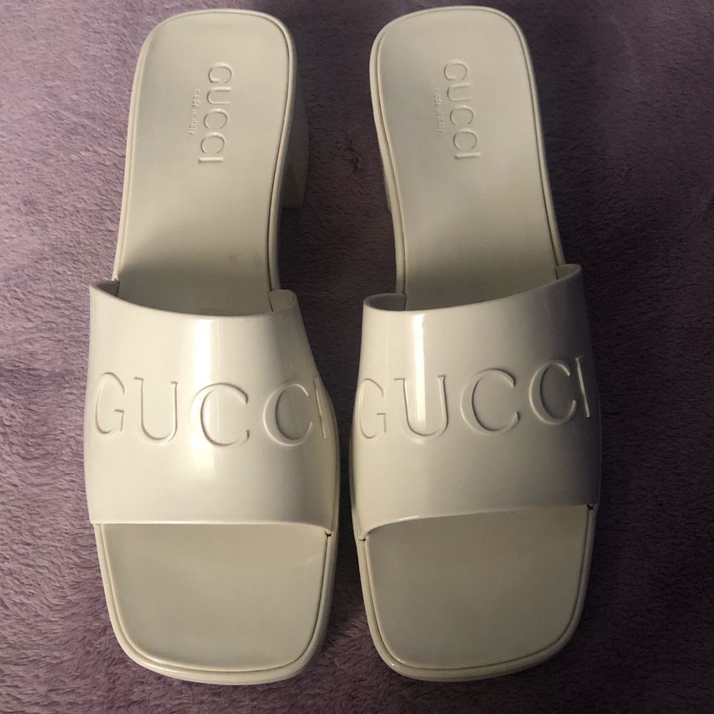 cream white rubber platform sandals!!